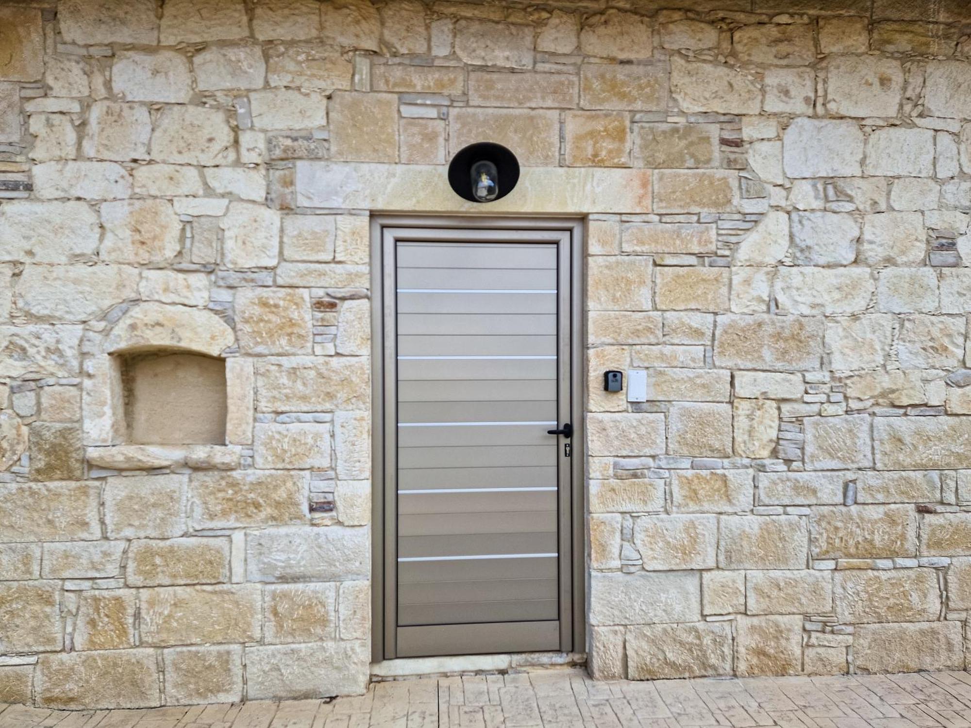 Appartamento Andre Marie Stonewood Retreat Limisso Esterno foto