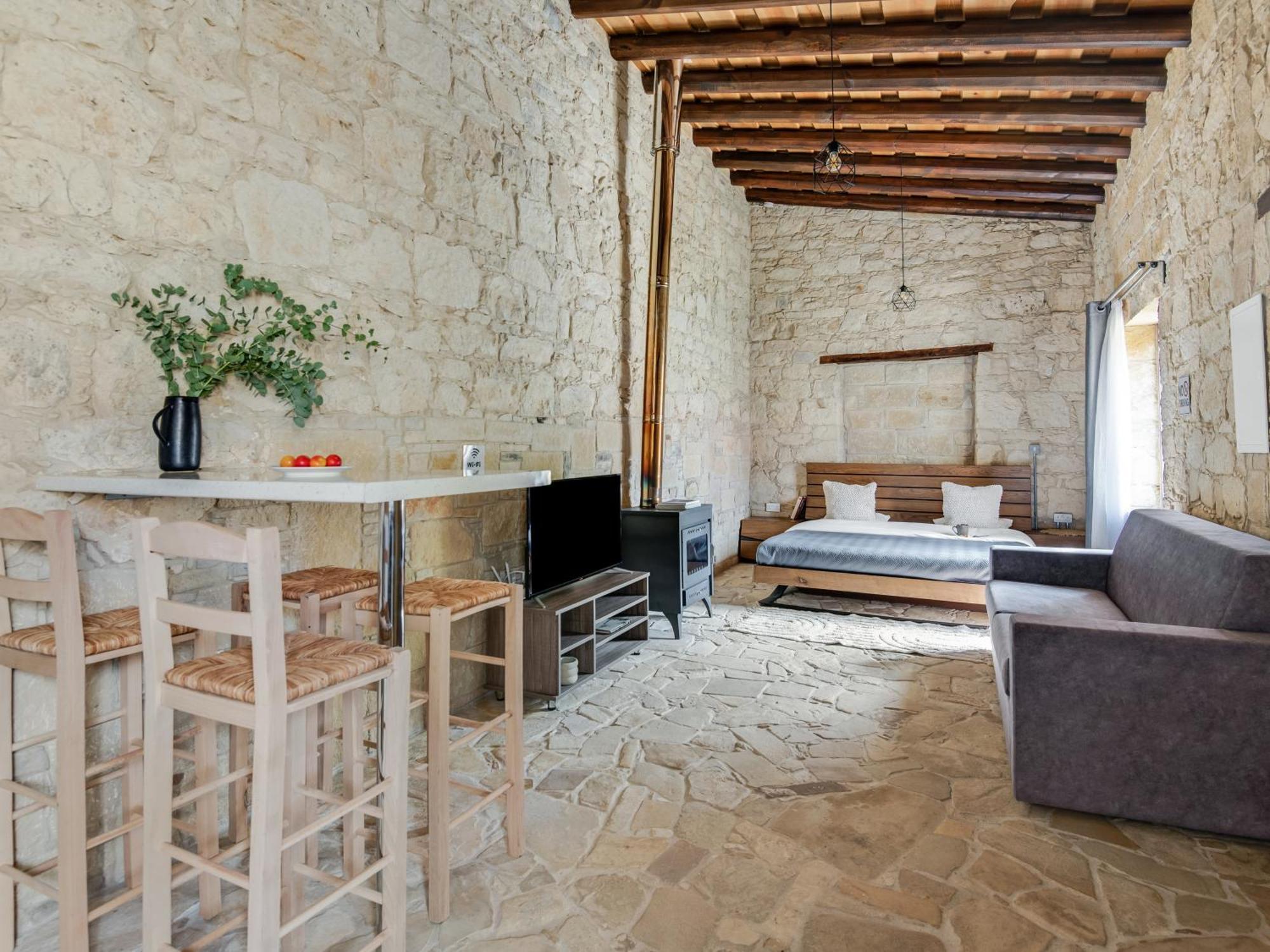 Appartamento Andre Marie Stonewood Retreat Limisso Esterno foto